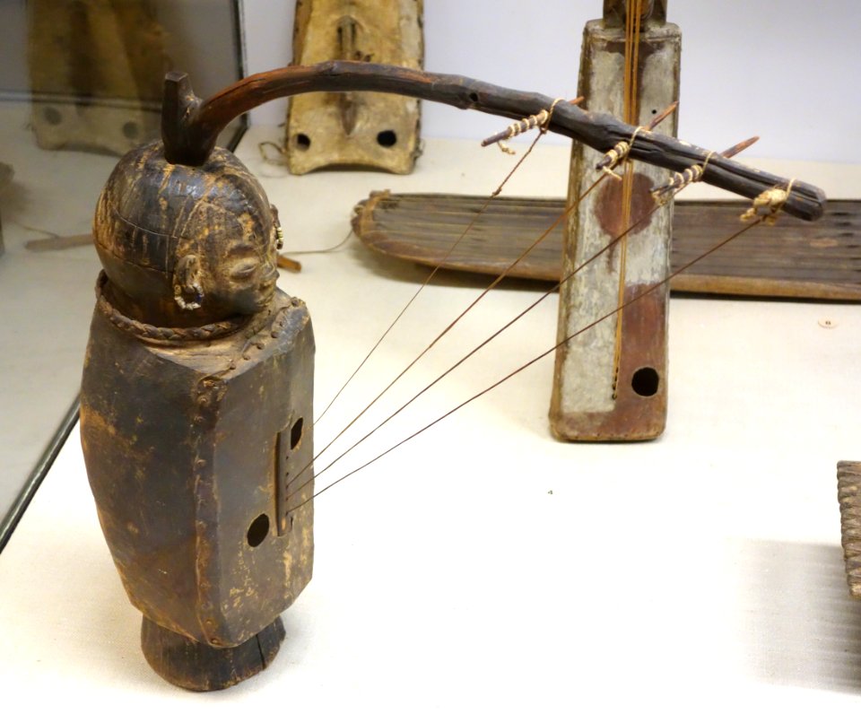 Harpa - Ngbaka, Zaire - Royal Museum for Central Africa - DSC06959