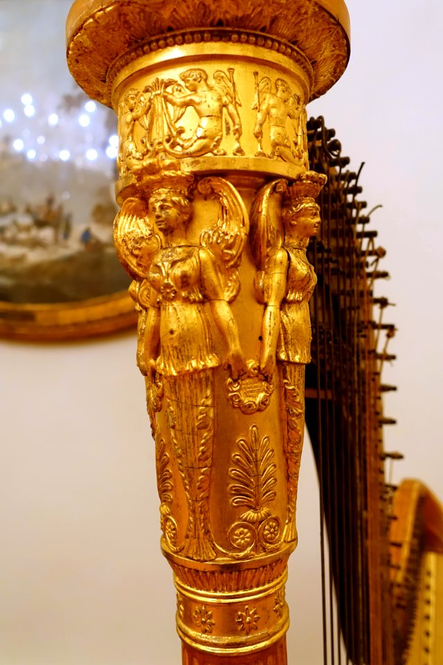 Harp by Sebastian Erard, London, detail, 1800s - Museu Nacional de Soares dos Reis - Porto, Portugal - DSC00598
