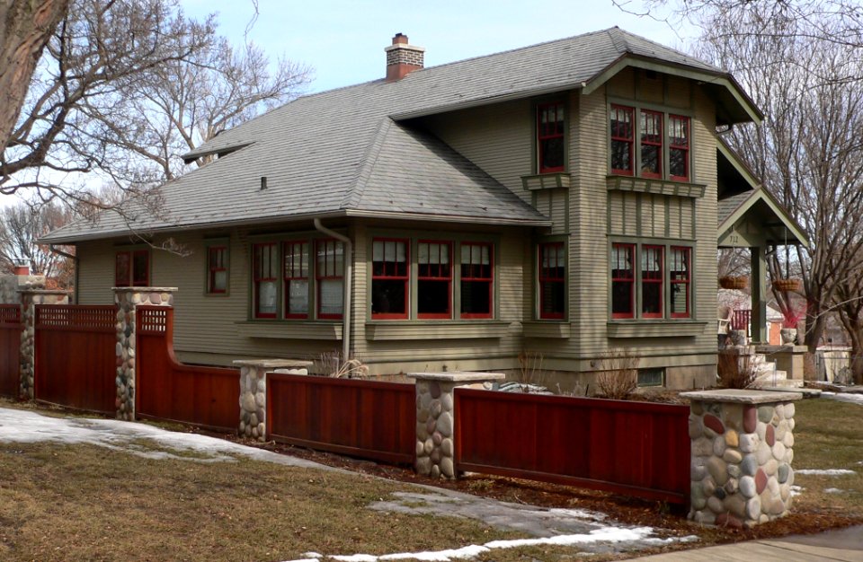 Harold Doyle House (Yankton, SD) from SW