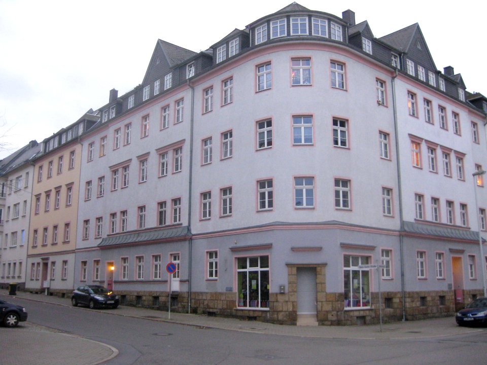 Hans-Sachs-Straße 32, 34