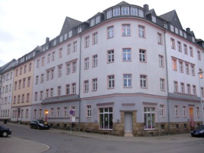 Hans-Sachs-Straße 32, 34
