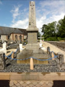 Harcanville (Seine-Mar.) monument aux morts