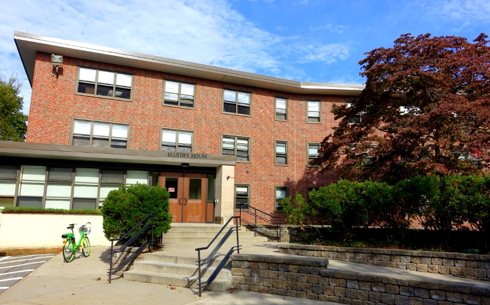 Hardey House - Boston College Law School - Newton, MA - DSC07374