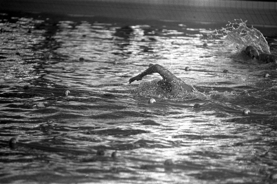 Hansje Bunschoten verbetert het record op de 1500 meter vrije slag, Bestanddeelnr 925-6757
