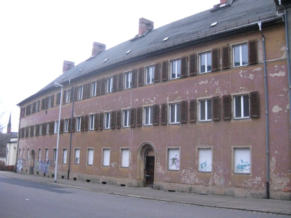 Hans-Sachs-Straße 11, 13