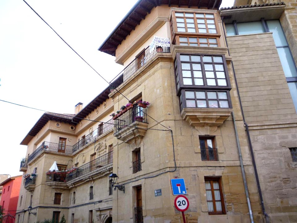 Haro - Palacio de Las Sevillanas 2