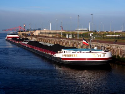 Hanseatic I, ENI 04807030 & Hanseatic ENI 04807020 at IJmuiden locks, Port of Amsterdam pic1