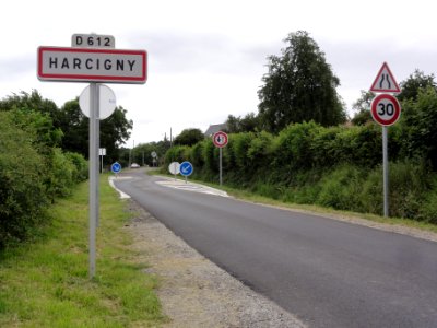 Harcigny (Aisne) city limit sign