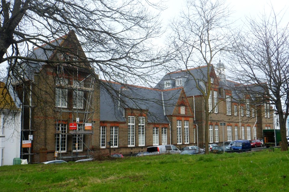 Hanover Lofts (former Finsbury Road Board School), Finsbury Road, Hanover, Brighton (January 2015) (2)