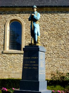 Harcy (Ardennes) monument aux morts