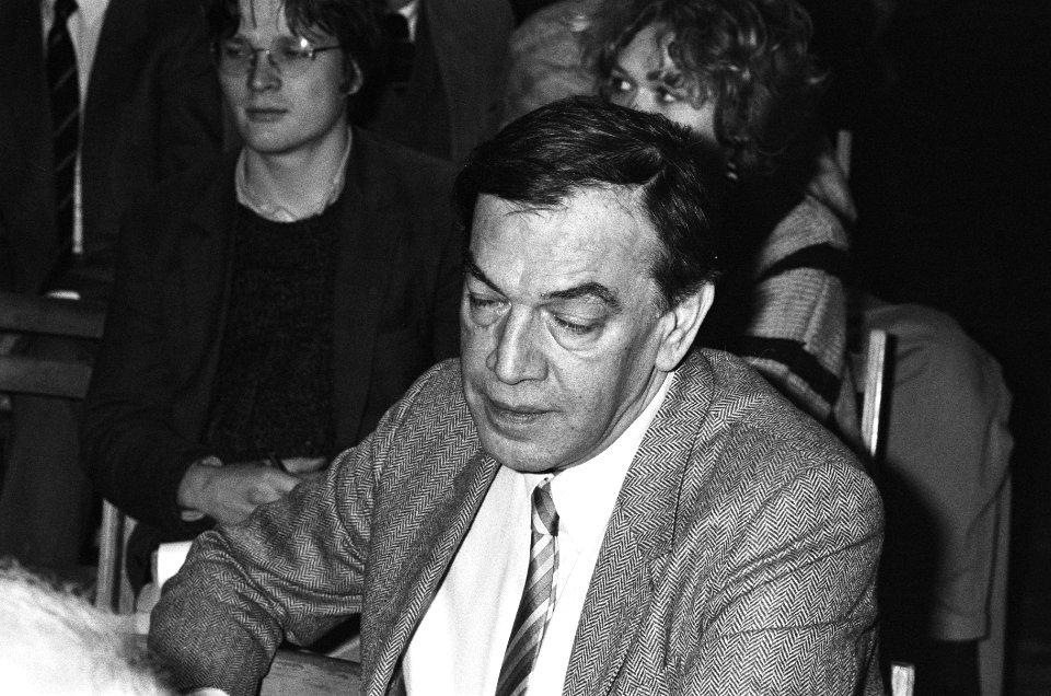 Hans Keller, eindredacteur Nederland C, Bestanddeelnr 933-5749