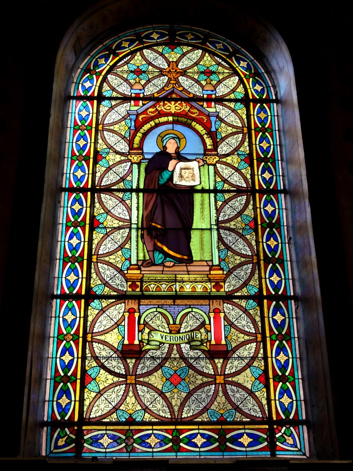 Haspres (Nord, Fr) église, vitrail Sainte Véronique