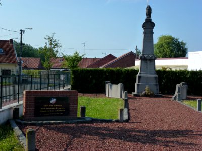 Hasnon (Nord, Fr) monuments de guerre