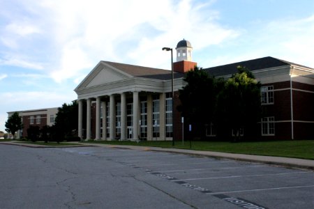 Har-Ber High School facade in Springdale, AR