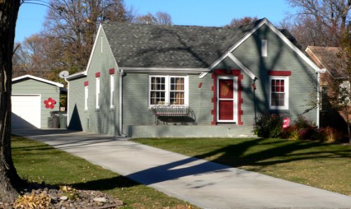 Hastings, Nebraska 137 Lakeside Dr