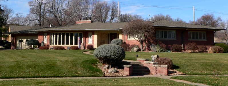 Hastings, Nebraska 901 N Lincoln Ave