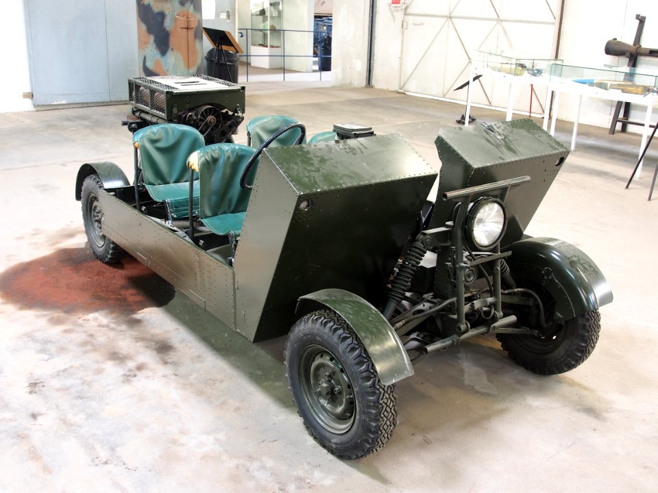 Harrier Case vehicle in the Musée des Blindés, France, pic-1
