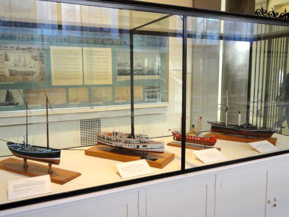 Hart Nautical Gallery, MIT - DSC03103