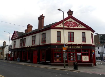 Hare and Hounds pub, 75 London Road, Brighton (August 2013) (2)