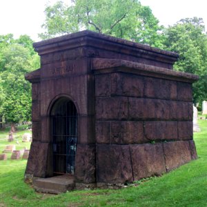 Hartman Mausoleum, McKeesport and Versailles Cemetery, 2015-05-25, 02