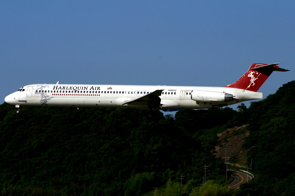 Harlequin Air-McDonnell Douglas MD-81-JA8552-Fukuoka airport-20040613 165842