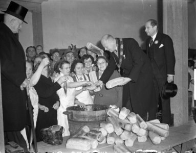 Haring en brood in Leiden, Bestanddeelnr 904-2269