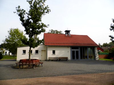 Harheim, Friedhof, Trauerhalle