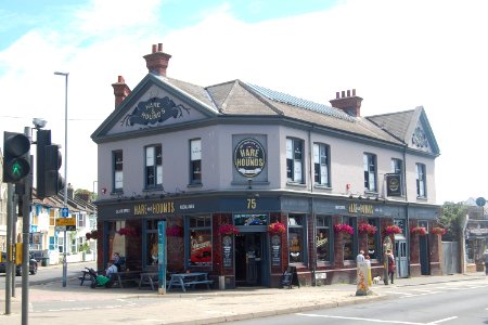 Hare and Hounds pub, 75 London Road, Preston Circus, Brighton (July 2019) (1)