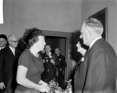 Hare Koninklijke Hoogheid Prinses Beatrix lezing bijgewoond van Z. E. Philip , C, Bestanddeelnr 916-0767
