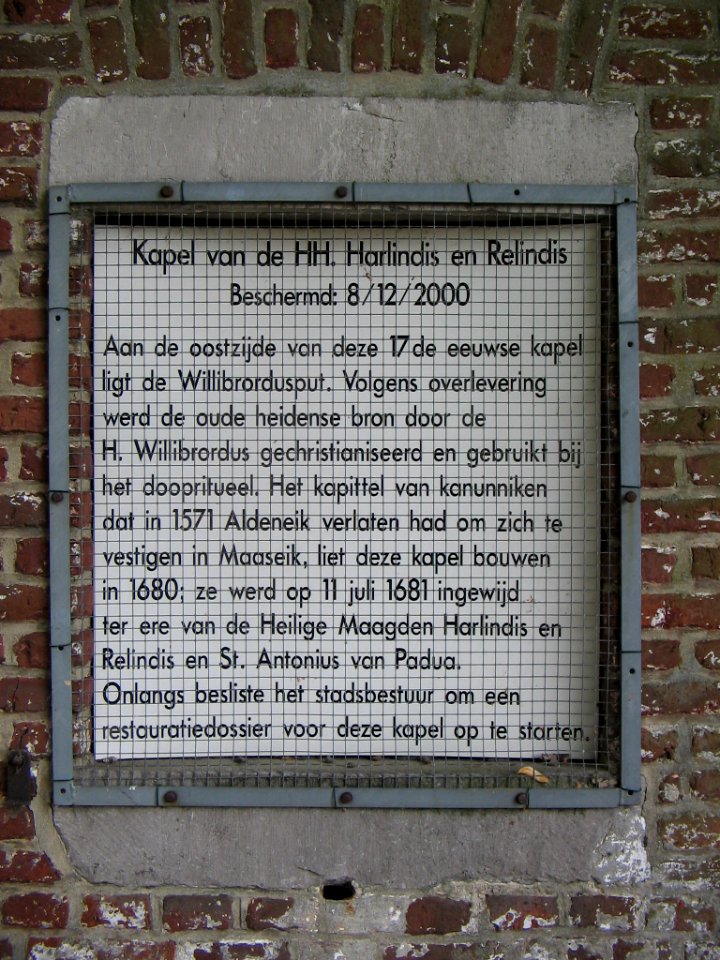 Harlindis en Relindiskapel Aldeneik 002