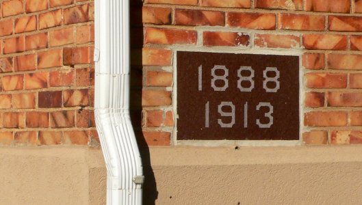 Harvest Independent Baptist Church (Mission Hill SD) date stone 1