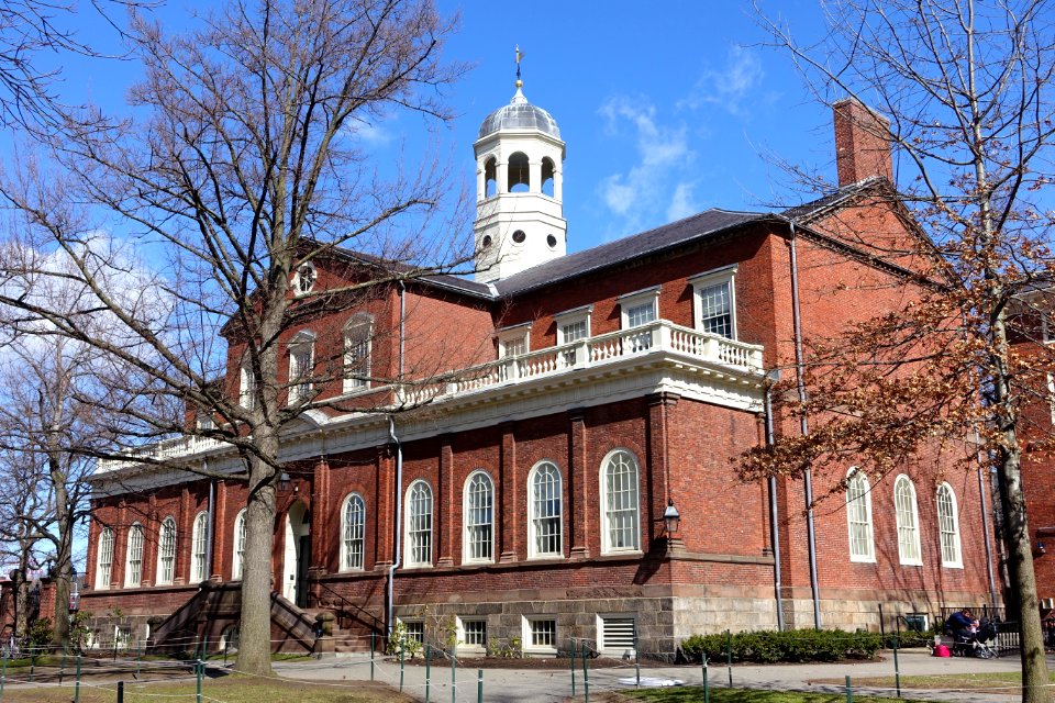 Harvard Hall - Harvard University - DSC00655