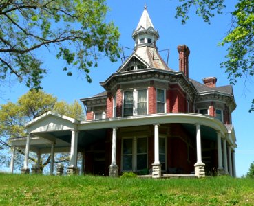 Harwi house (Atchison KS) from SSE 1