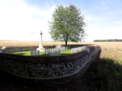 Hargicourt Communal Cemetery Extension (Aisne) 02
