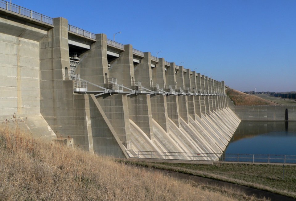 Harlan County Dam outlet structure 4