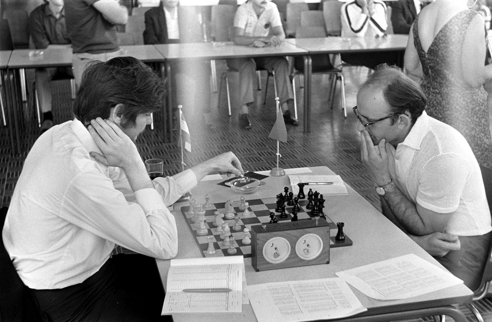 Hartoch (l) en Liberzon (Amsterdam 1969), Bestanddeelnr 922-6701
