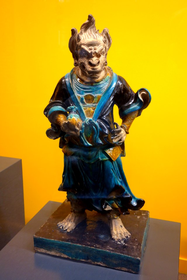 Hell's torturer, China, Henan Province, Ming dynasty, 16th century, glazed earthenware - Royal Ontario Museum - DSC03689