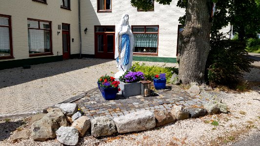 Helle-Mariabeeld Bommerigerweg-Hurpescherweg (1)