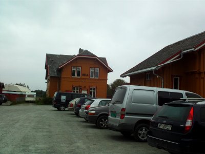 Hell passenger and goods stations