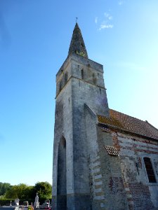 Helfaut (Pas-de-Calais, Fr) église Saint-Denis de Bilques, tour