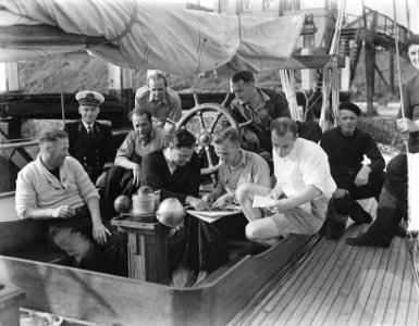 Harwichrace vanaf Hoek van Holland . Het Britse jacht Whooper maakt zich startkl, Bestanddeelnr 903-4075