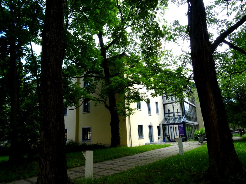 Heinrich-Laber-Str 4