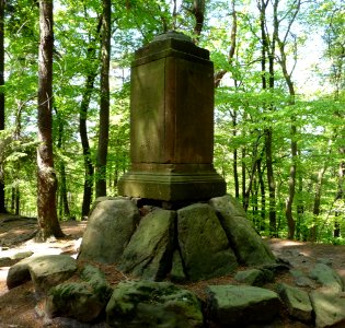 Heldenstein 02