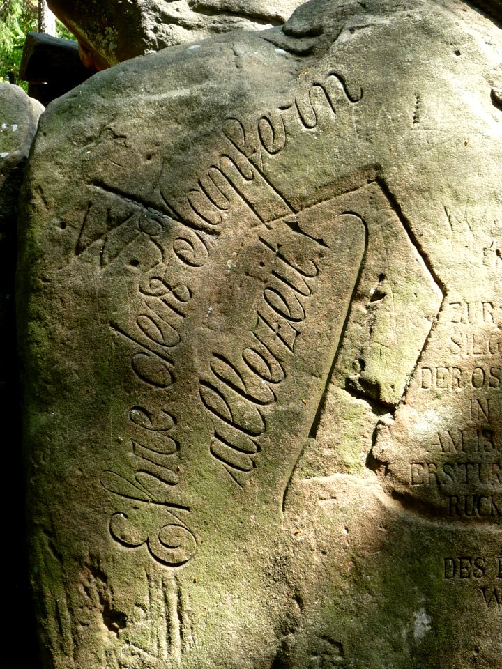 Heldenstein 10
