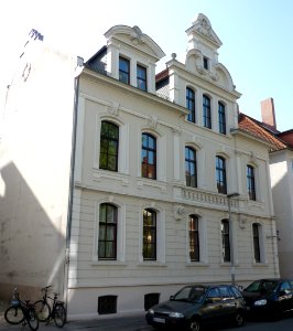 Heinrichstraße 16