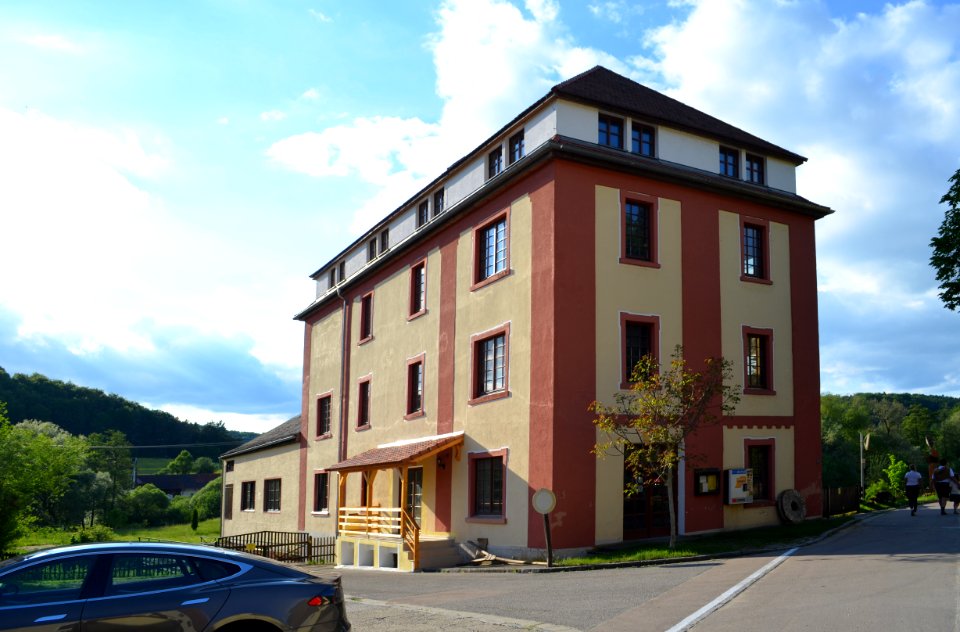 Heitzenhofen, Kraftwerk (1)