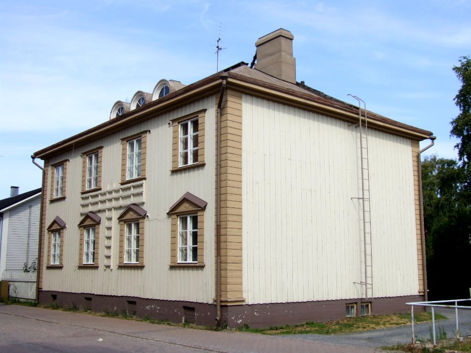 Heinätorinkatu 25 Oulu 20060723