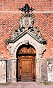 Heliga trefaldighets kyrka - södra porten