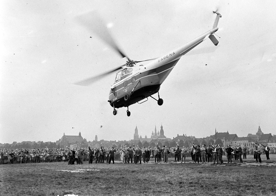 Helicopters, Bestanddeelnr 905-8742 (cropped)