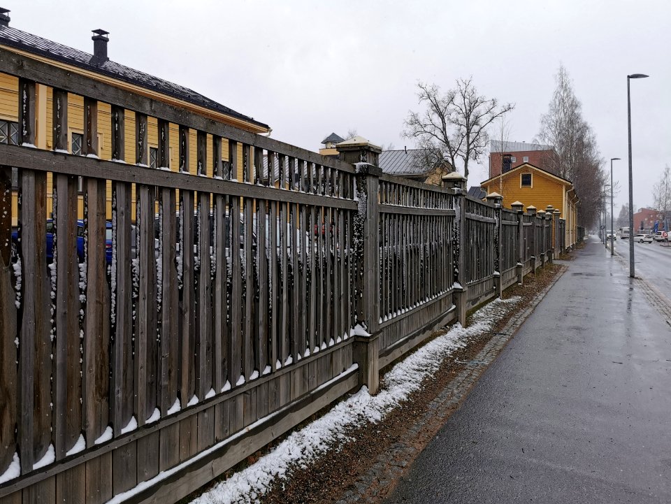 Heinätori School Fence Oulu 20210507